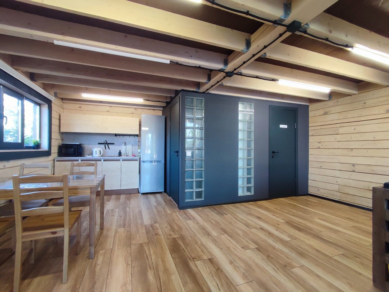 Разрешено проведение мероприятий, Коттедж Атмосфера на Экскаваторной