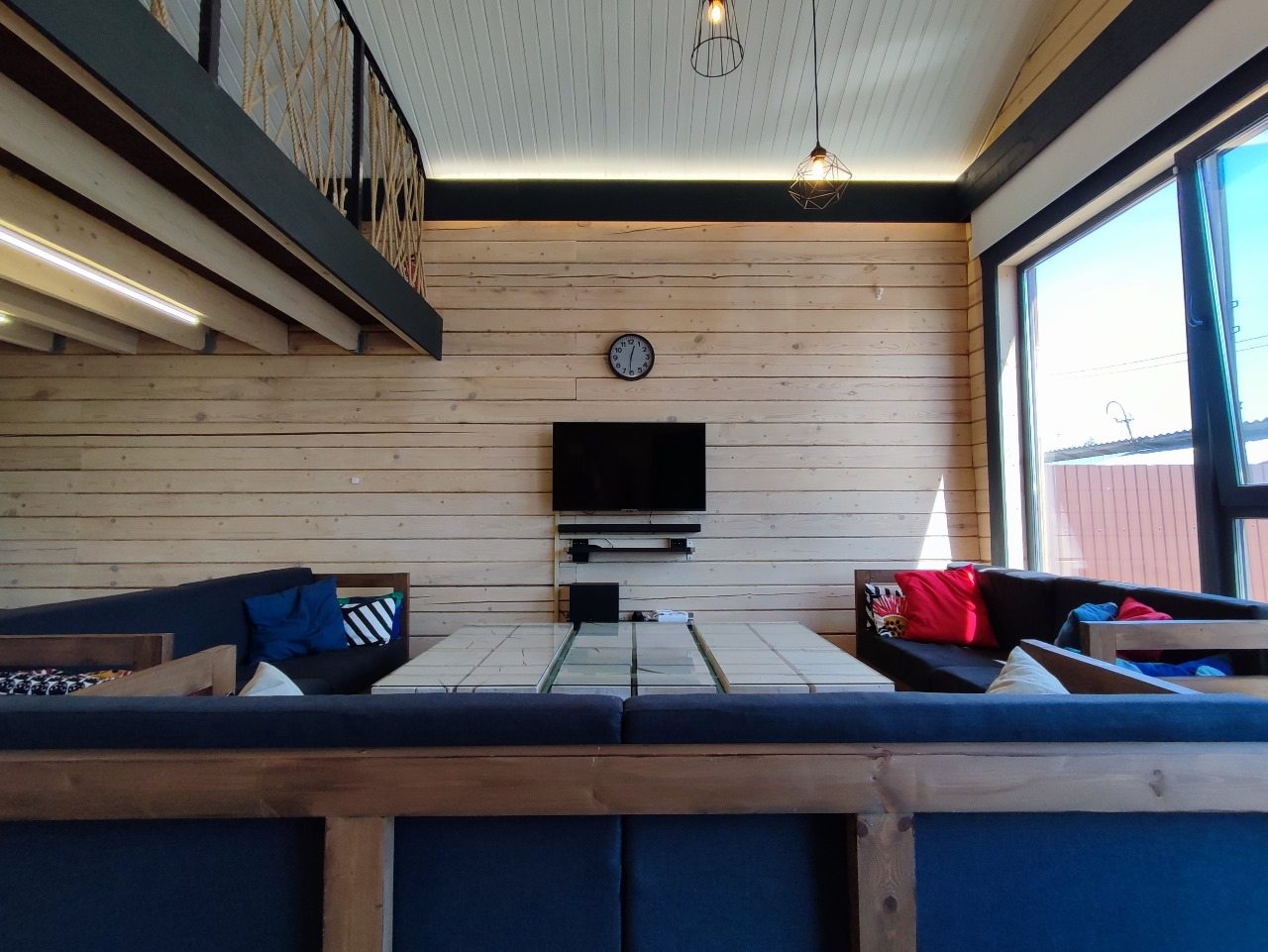 Разрешено проведение мероприятий, Коттедж Атмосфера на Экскаваторной