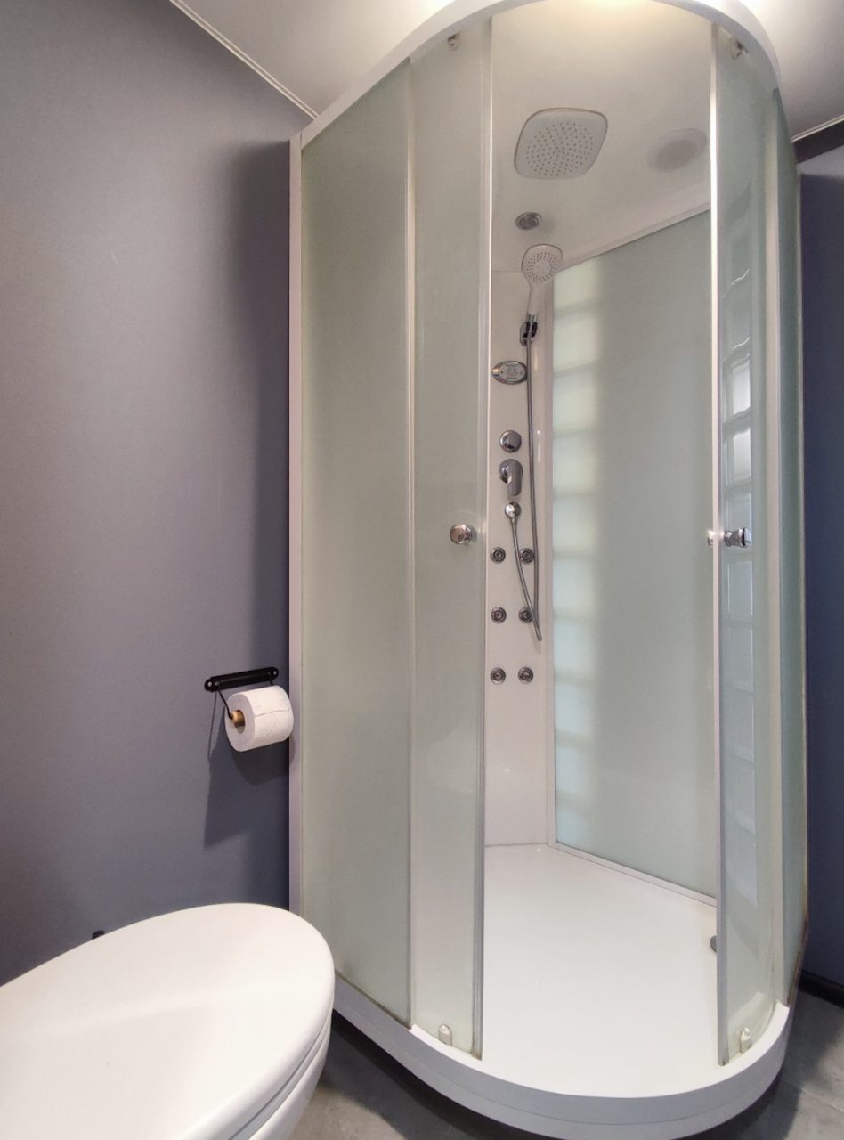 Коттедж (Атмосфера), Коттедж Атмосфера на Экскаваторной