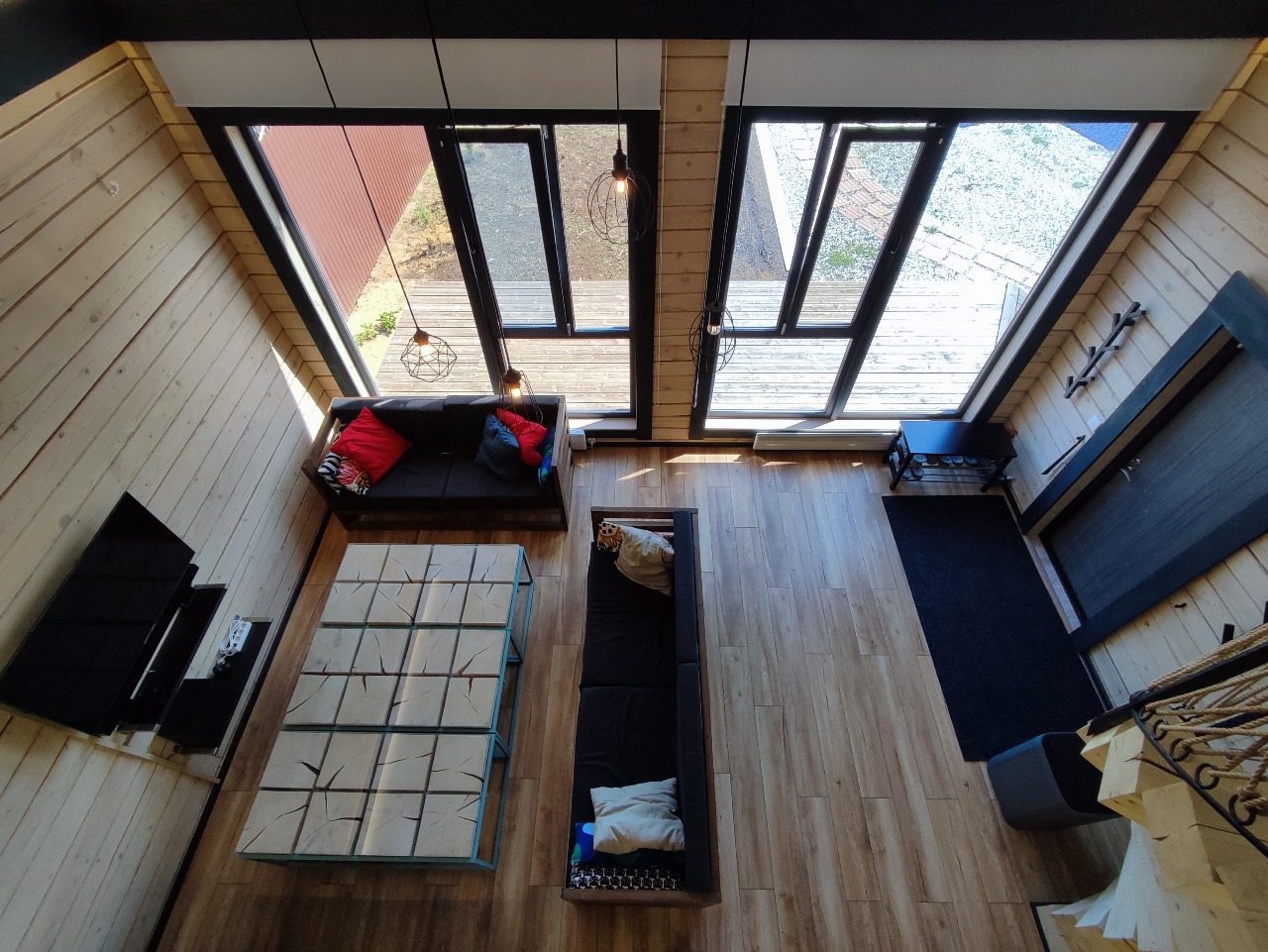 Коттедж (Атмосфера), Коттедж Атмосфера на Экскаваторной