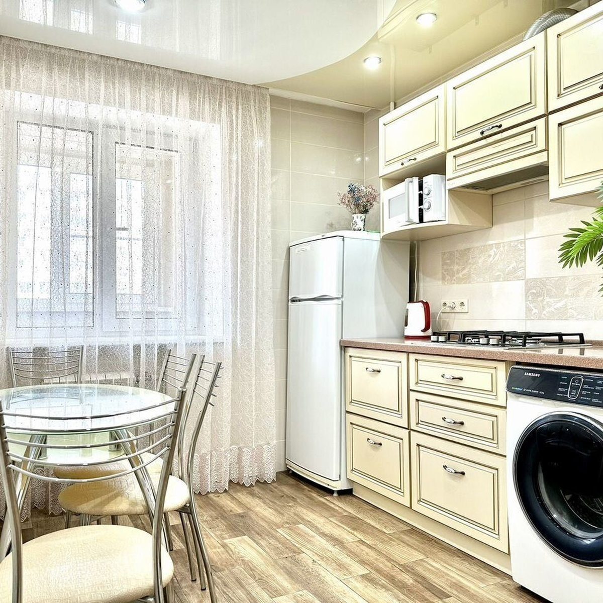 Апартаменты, Апартаменты Шикарные на Мира 74