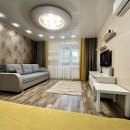 Апартаменты, Апартаменты Шикарные на Клавы Нечаевой 1