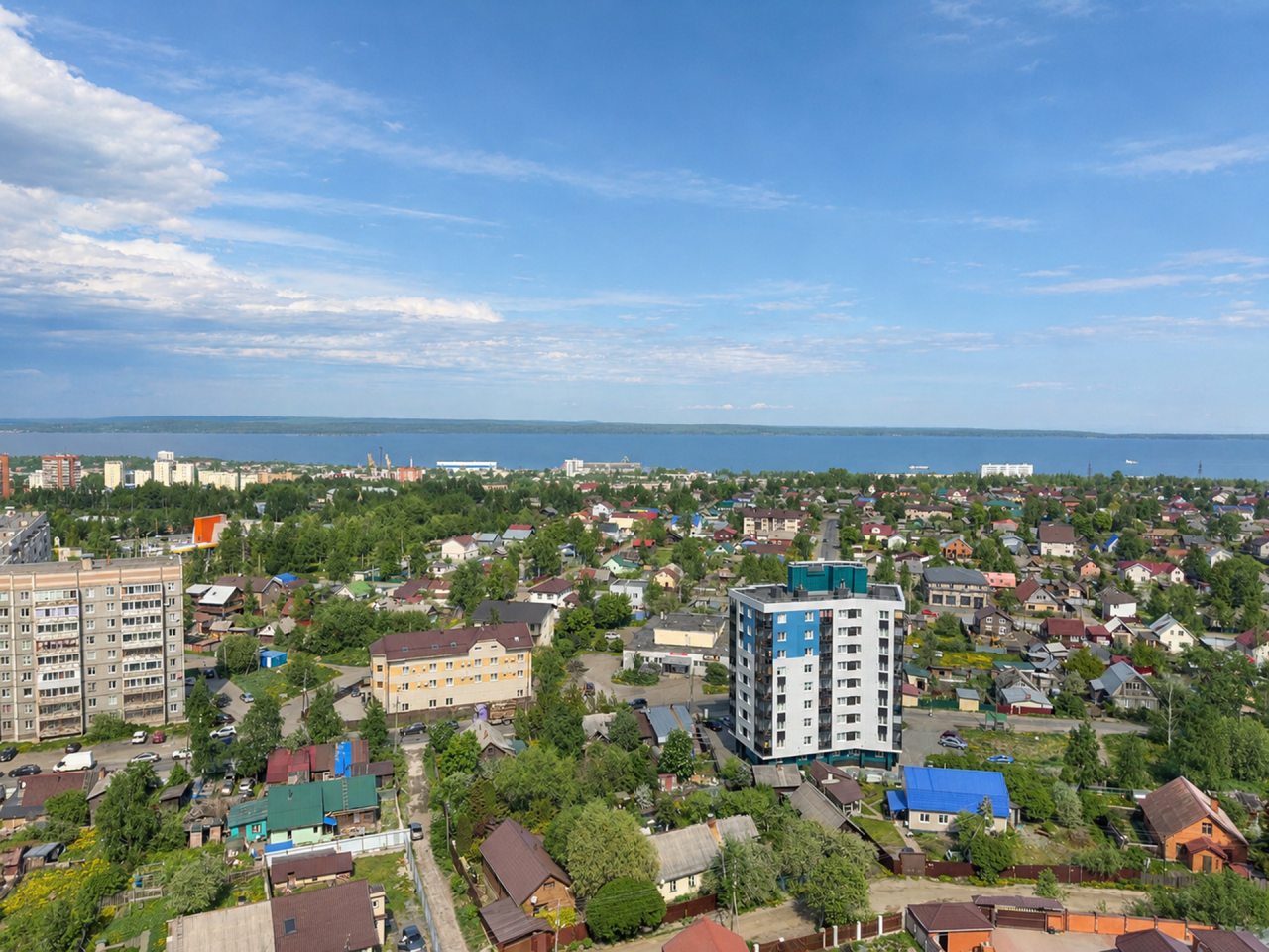 вид на озеро
