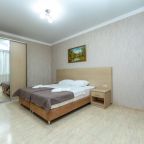 Апартаменты (Апартаменты с кухней), Гостевой дом Джанго