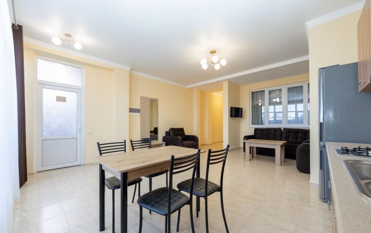 Апартаменты (Апартаменты с кухней), Гостевой дом Джанго