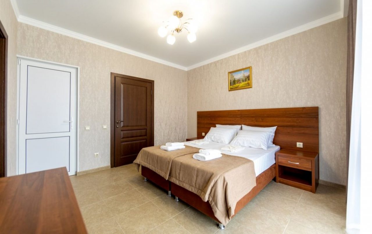 Апартаменты (Апартаменты с кухней и балконом), Гостевой дом Джанго