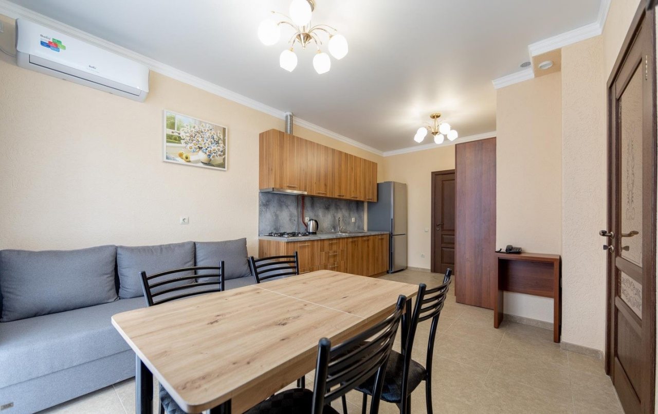 Апартаменты (Апартаменты с кухней и балконом), Гостевой дом Джанго