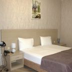 Апартаменты (Апартаменты с кухней), Гостевой дом Джанго