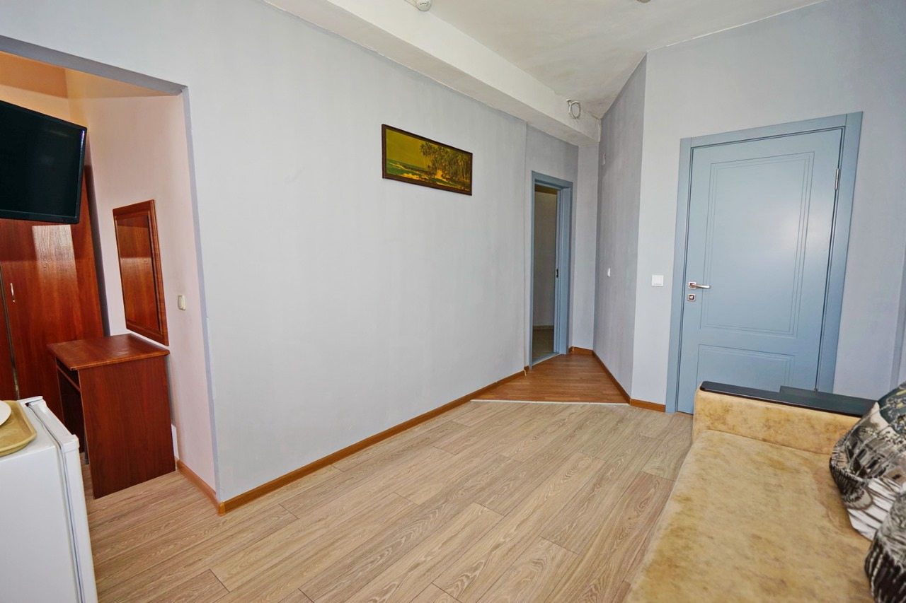 Люкс (Двухкомнатный номер на 4/6 человек), Гостевой дом Виктория