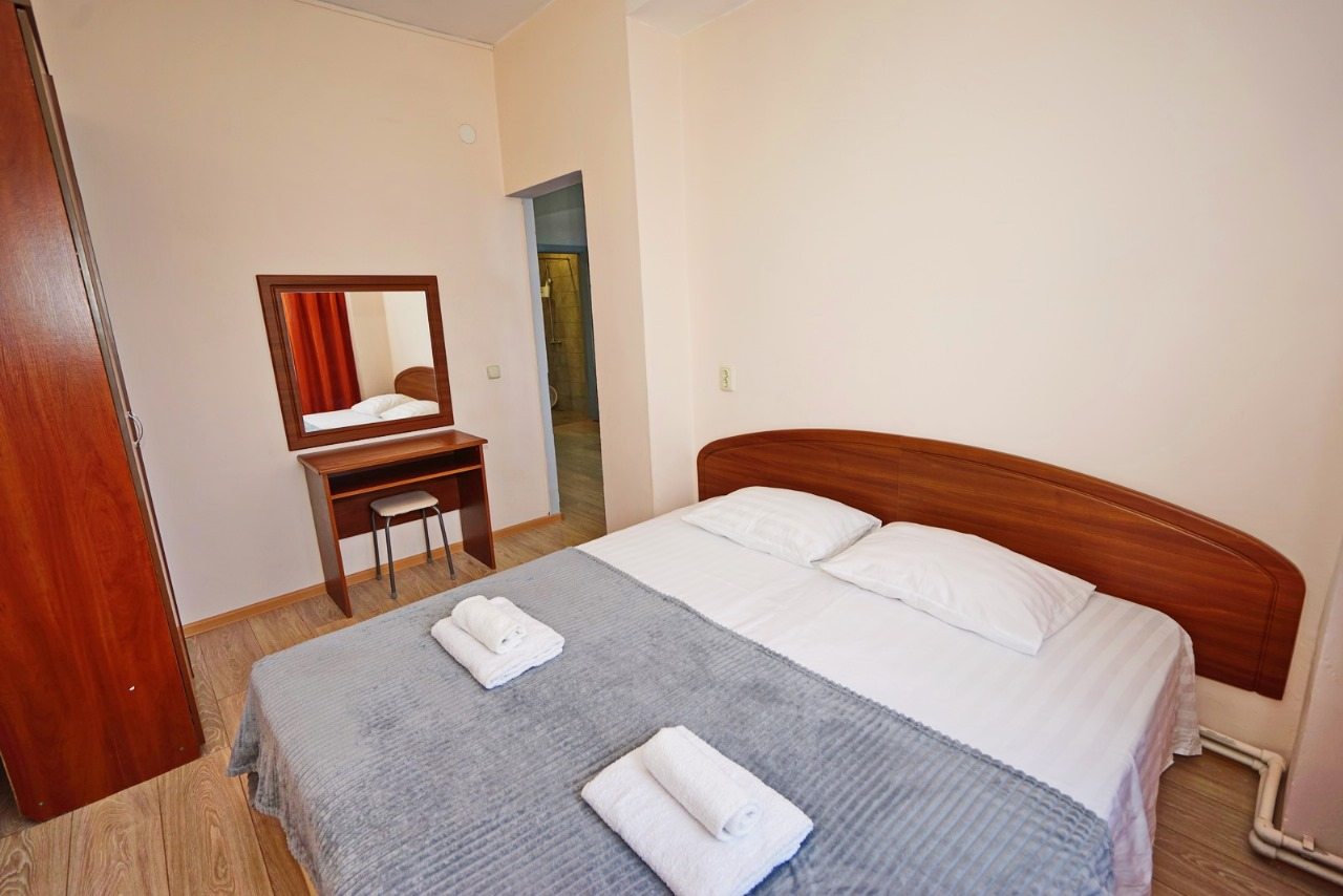 Люкс (Двухкомнатный номер на 4/6 человек), Гостевой дом Виктория