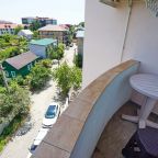 Люкс (Двухкомнатный номер на 4/6 человек), Гостевой дом Виктория