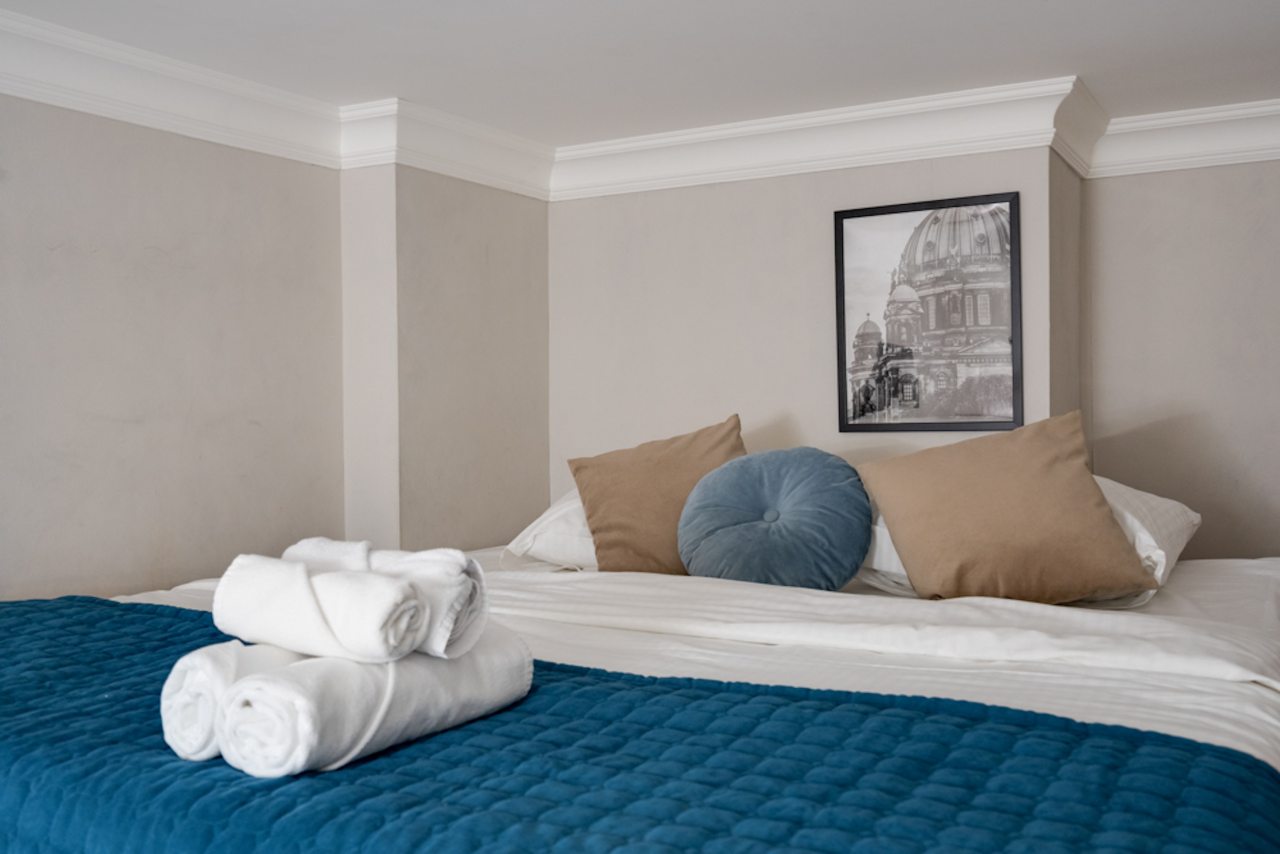 Апартаменты UraganAPART на Кремлевской набережной, Москва