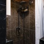 Апартаменты (UraganAPART Ночные огни), Апартаменты UraganAPART на Кремлевской набережной