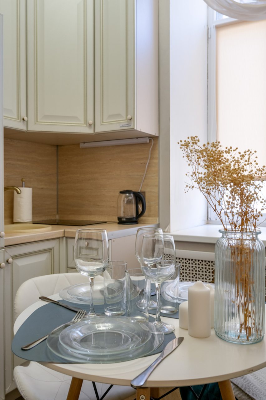 Апартаменты (UraganAPART Ночные огни), Апартаменты UraganAPART на Кремлевской набережной