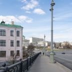 Апартаменты (UraganAPART Кремлевская), Апартаменты UraganAPART на Кремлевской набережной