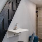 Апартаменты (UraganAPART Кремлевская), Апартаменты UraganAPART на Кремлевской набережной