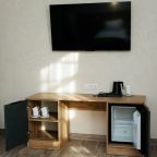 Девятиместный (ЛЮКС, 2-х комнатный 65 кв.м.), Гостиница Витязь