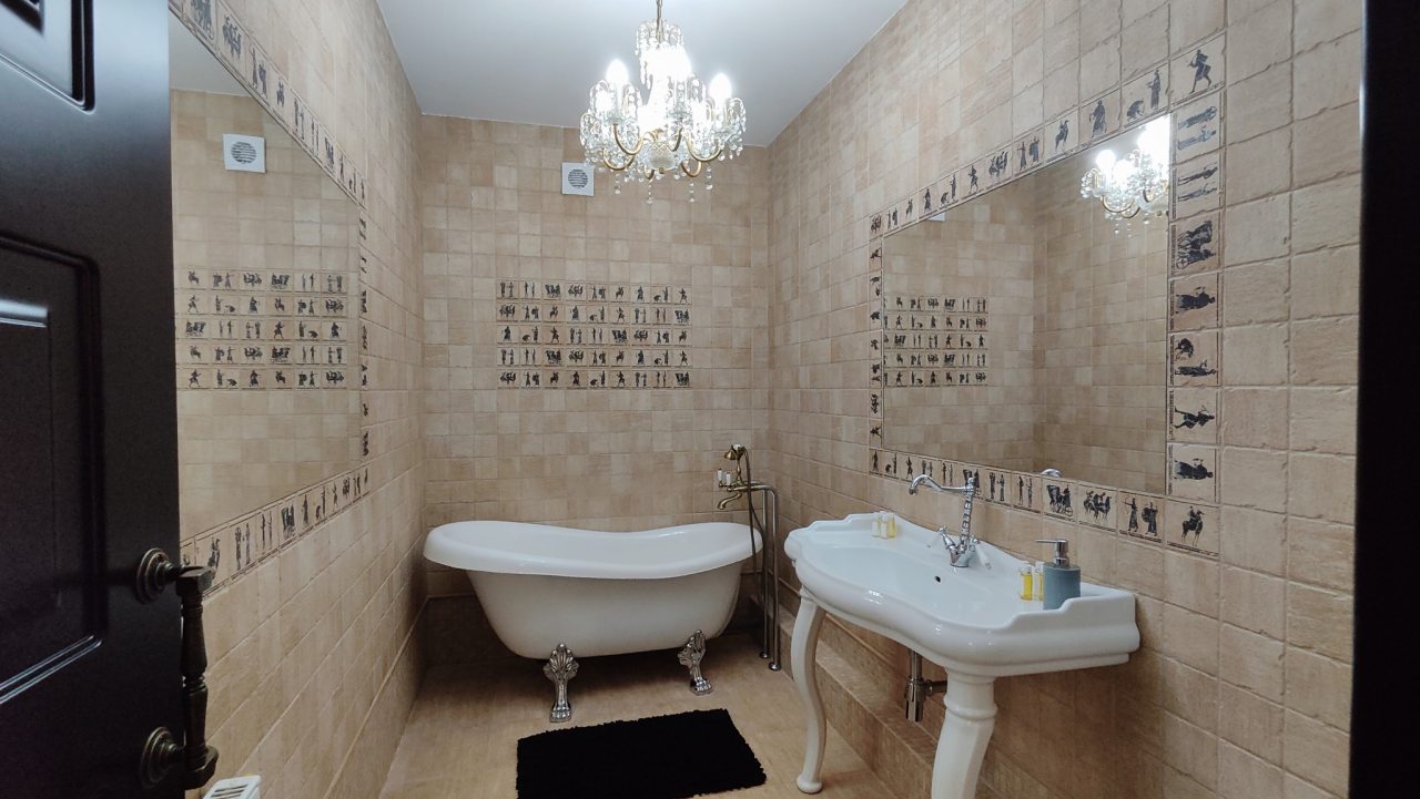 Апартаменты (N55), Апартаменты Crown39 - Golikova 4