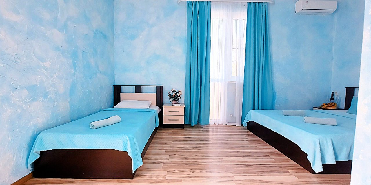 Апартаменты (ДВУХКОМНАТНЫЕ С БАЛКОНОМ), Гостевой дом ДЕЖАВЮ