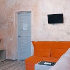 Апартаменты (ДВУХКОМНАТНЫЕ С БАЛКОНОМ), Гостевой дом ДЕЖАВЮ