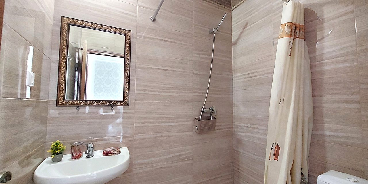 Трёхместный и более (Улучшенный с балконом), Гостевой дом Анастасия