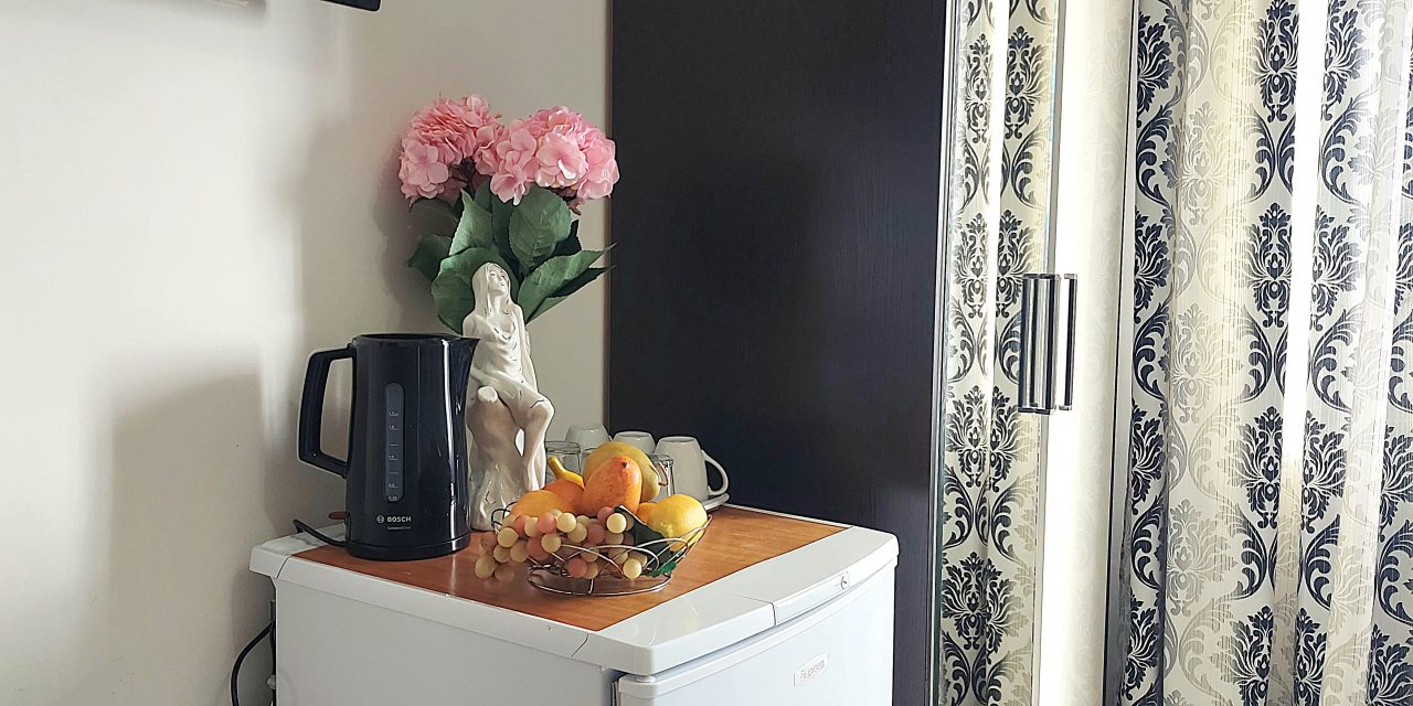 Трёхместный и более (Улучшенный с балконом), Гостевой дом Анастасия