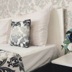 Трёхместный и более (Улучшенный с балконом), Гостевой дом Анастасия