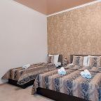 Апартаменты (Двухкомнатные с кухней и балконом), Гостевой дом Анастасия