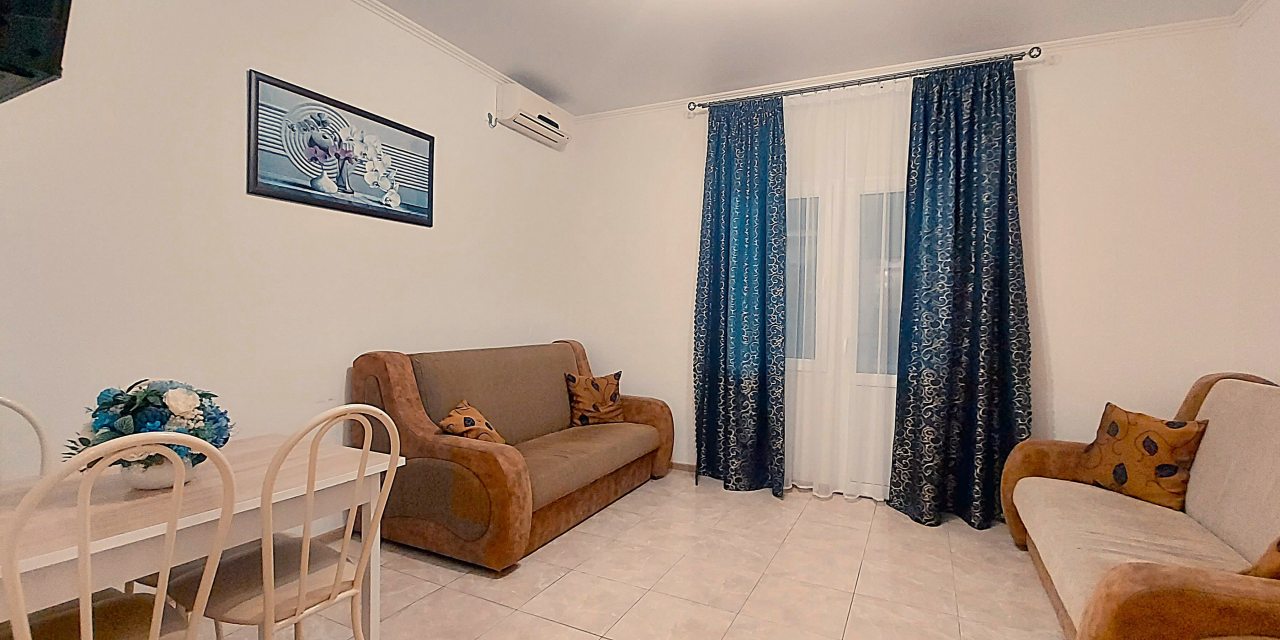 Апартаменты (Семейные с кухней и огромным балконом), Гостевой дом Анастасия