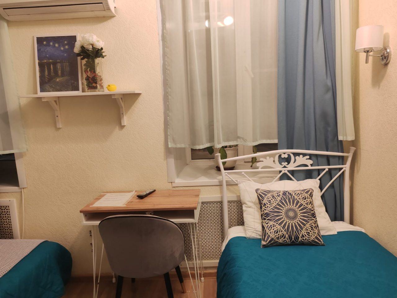 Трёхместный и более (Номер 1), Отель Мятный уголок