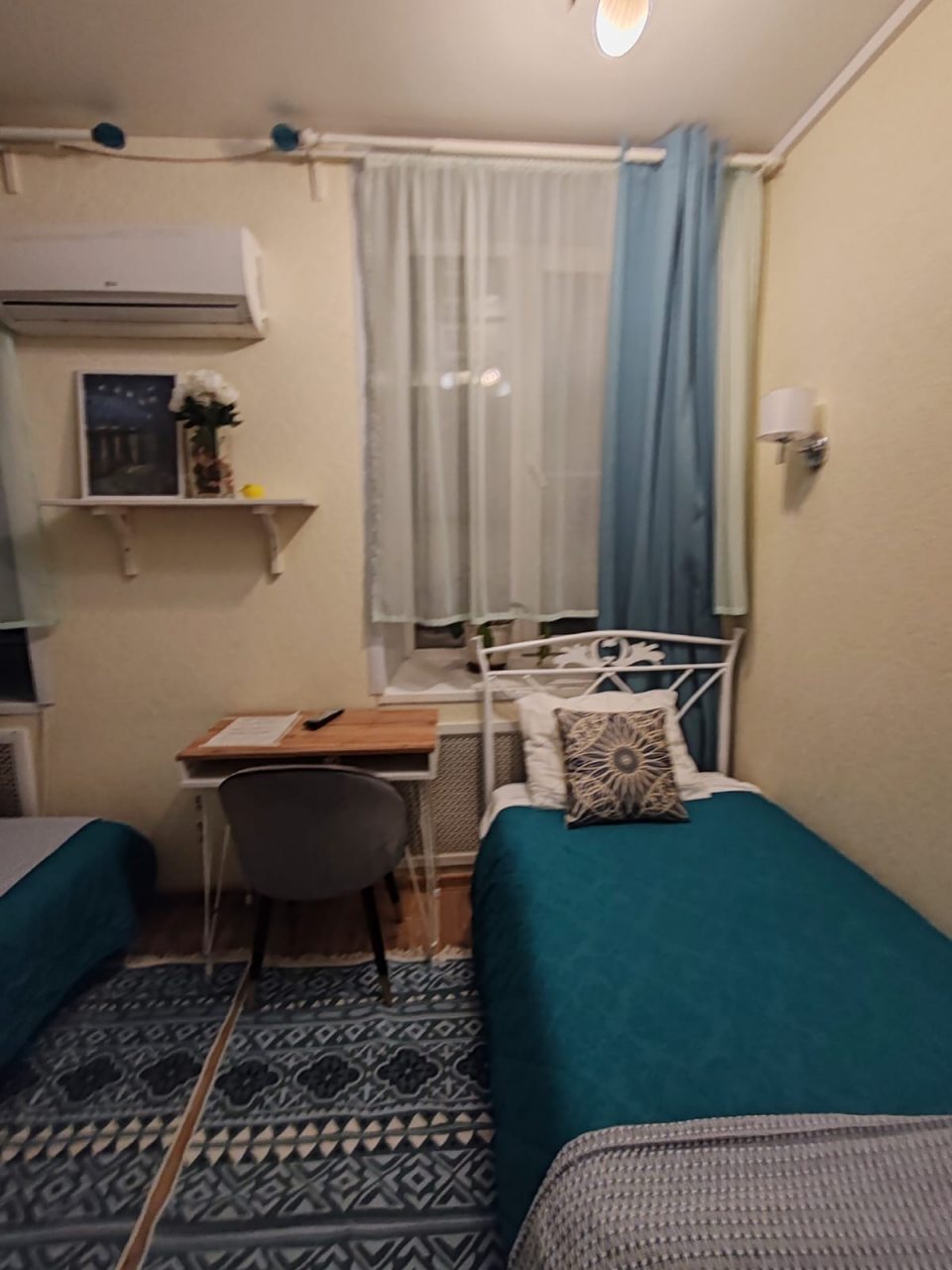 Трёхместный и более (Номер 1), Отель Мятный уголок