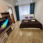 Люкс (Квартира в центре рядом с площадью), Апартаменты Рядом с центральной площадью и музеем Калашникова