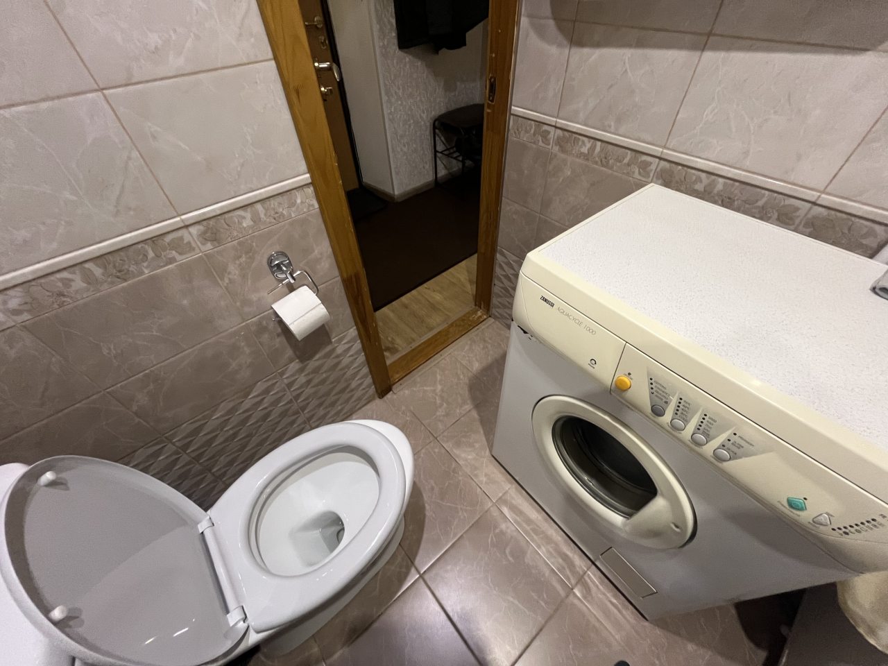 Люкс (Квартира в центре рядом с площадью), Апартаменты Рядом с центральной площадью и музеем Калашникова