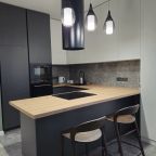 Жильё полностью ваше, Апартаменты Люкс с видом на Площадь Победы