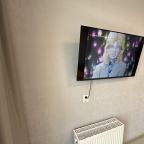 Трёхместный и более (Камбарская), Апартаменты Камбарская