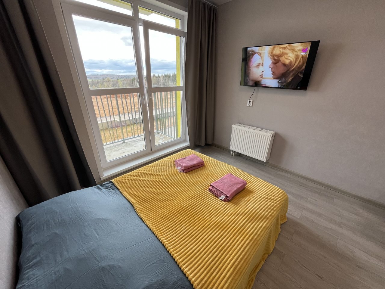 Трёхместный и более (Камбарская), Апартаменты Камбарская