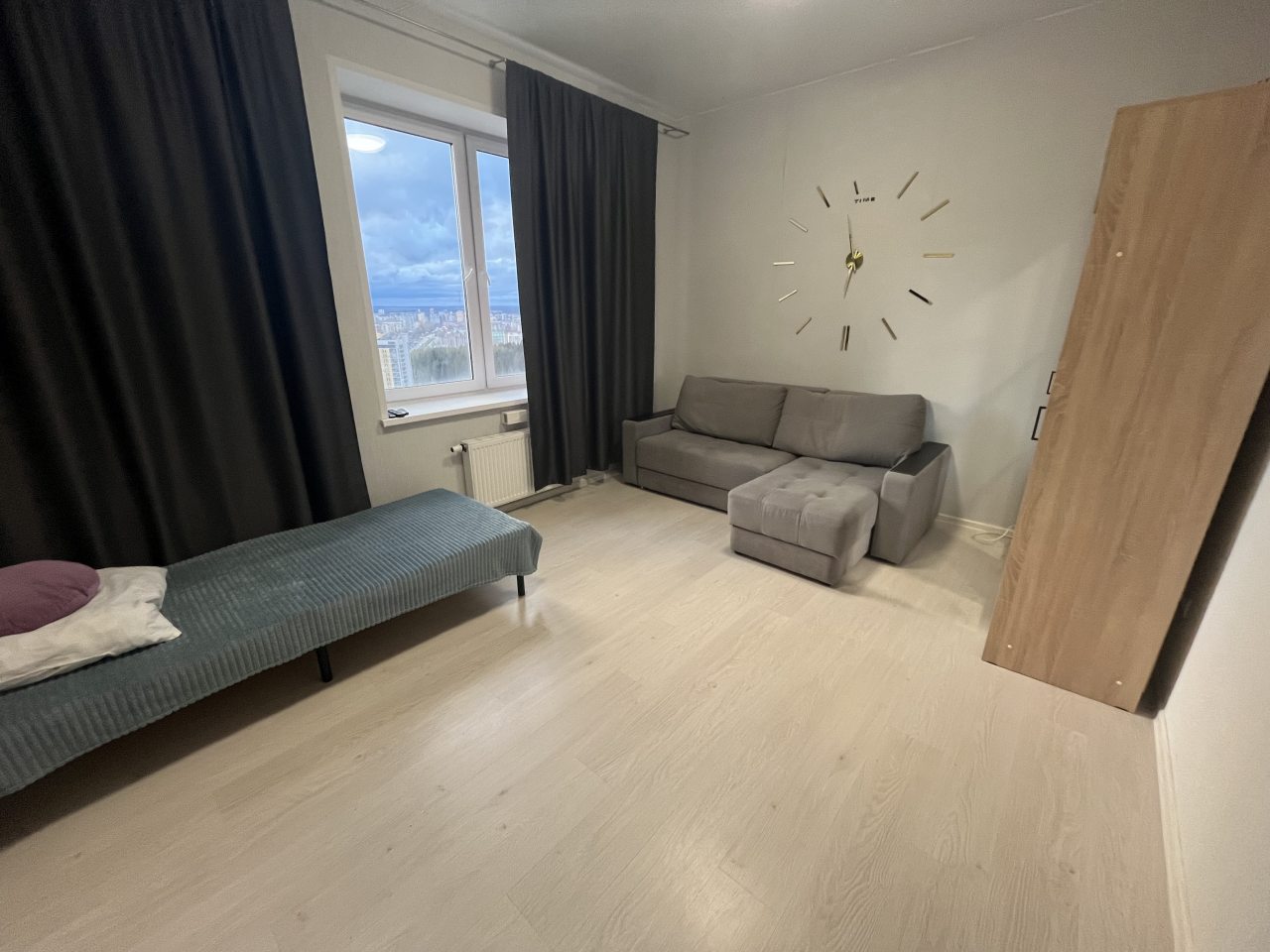 Люкс (С видом на город), Апартаменты 10 лет октября 87