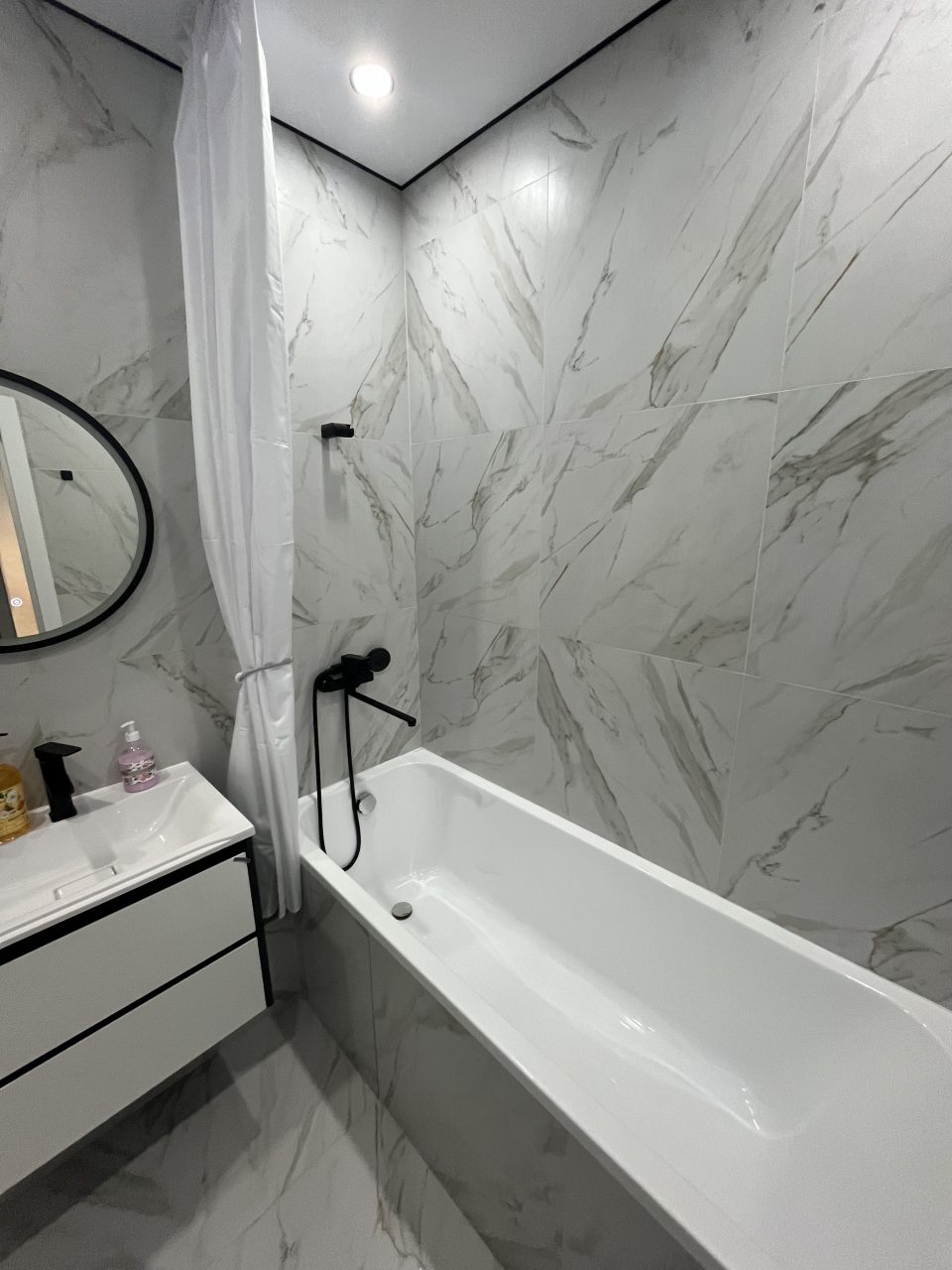 Люкс (Новая квартира с ремонтом красивым), Апартаменты На Оружейников 3/1