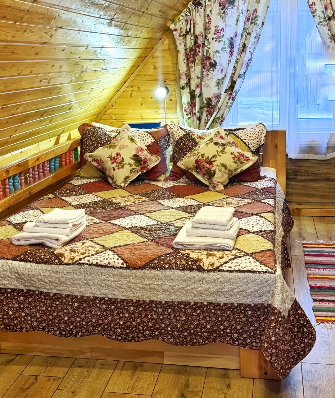 Шестиместный, База отдыха Мухоморье