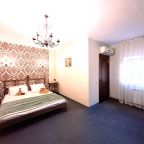 Трехместный (Трехместный с разными видами кроватей), Гостевой дом Эверест