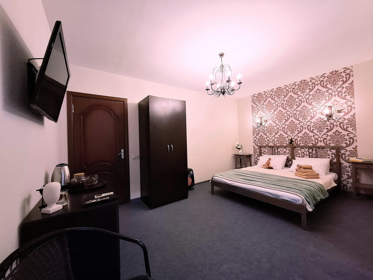 Трехместный (Трехместный с разными видами кроватей), Гостевой дом Эверест