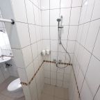 В ванной комнате душ