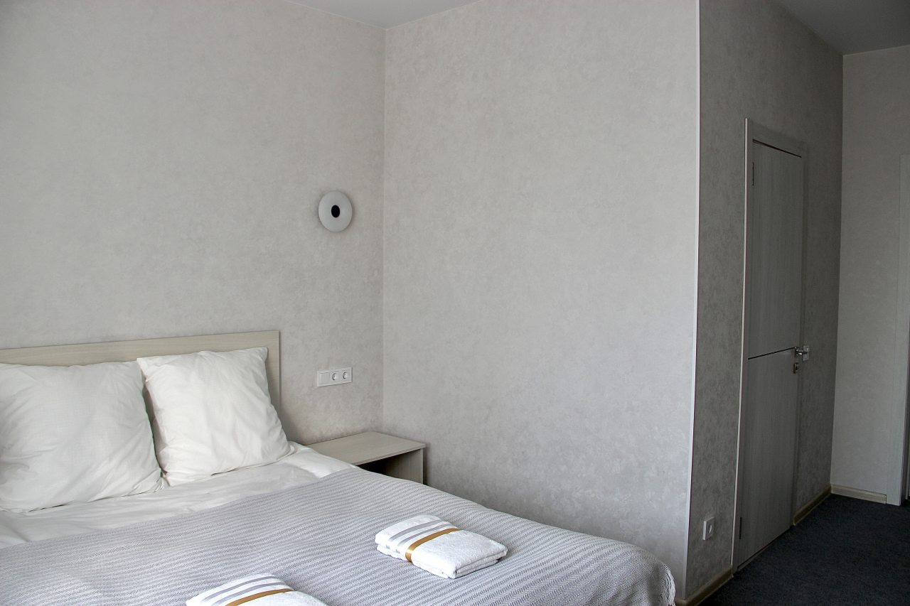 Двухместный (Стандарт с одной двуспальной кроватью), Отель Графит