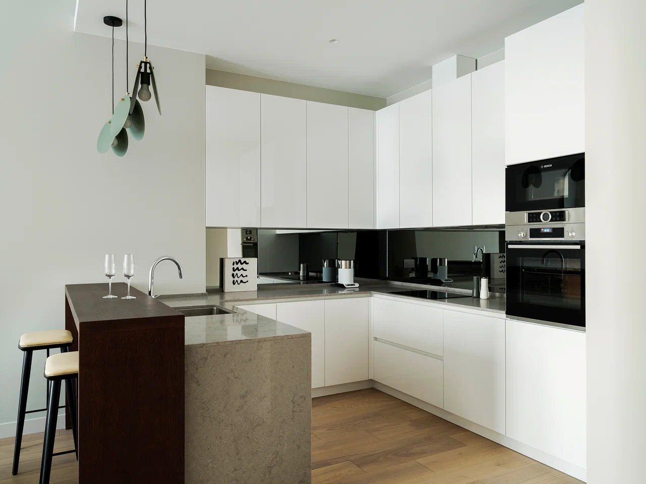 Праздники, Апартаменты Сити 49 этаж