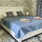 Трёхместный и более (Комфорт с балконом), Гостиница Олина