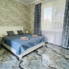 Трёхместный и более (Комфорт с балконом), Гостиница Олина