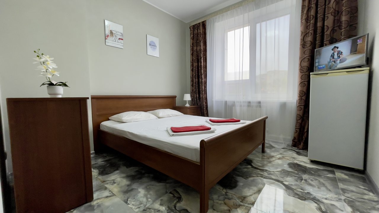 Двухместный (Стандарт с двуспальной кроватью), Гостиница Олина