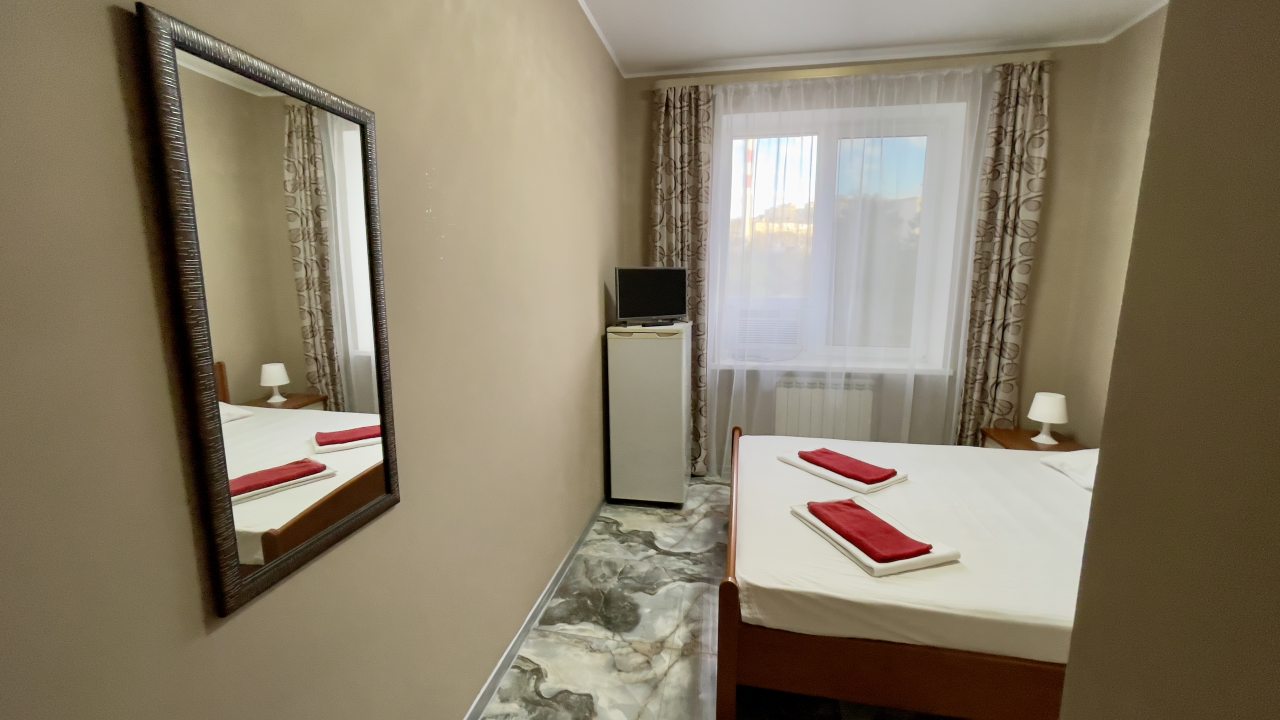 Двухместный (Стандарт с двуспальной кроватью), Гостиница Олина