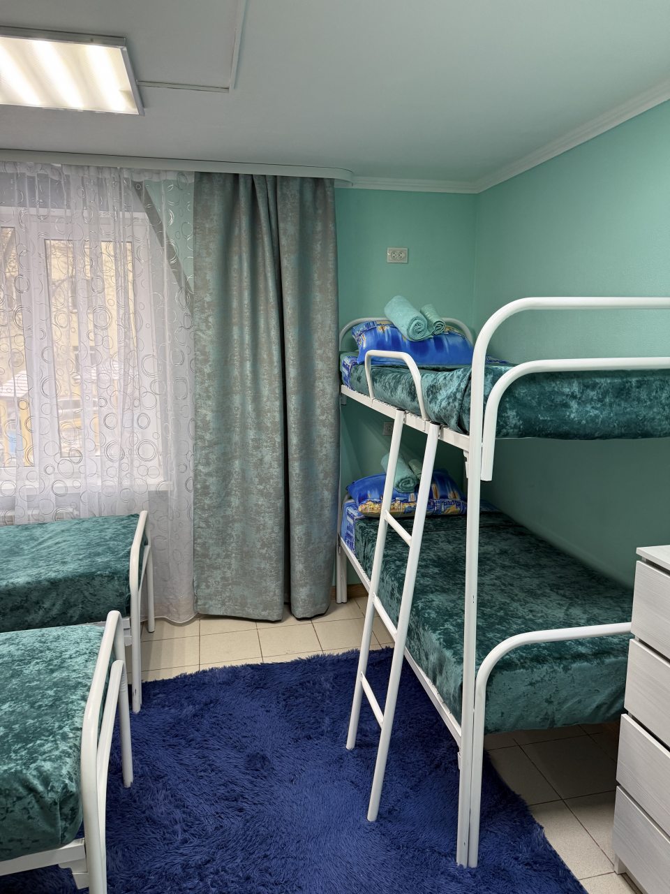 четырехместный