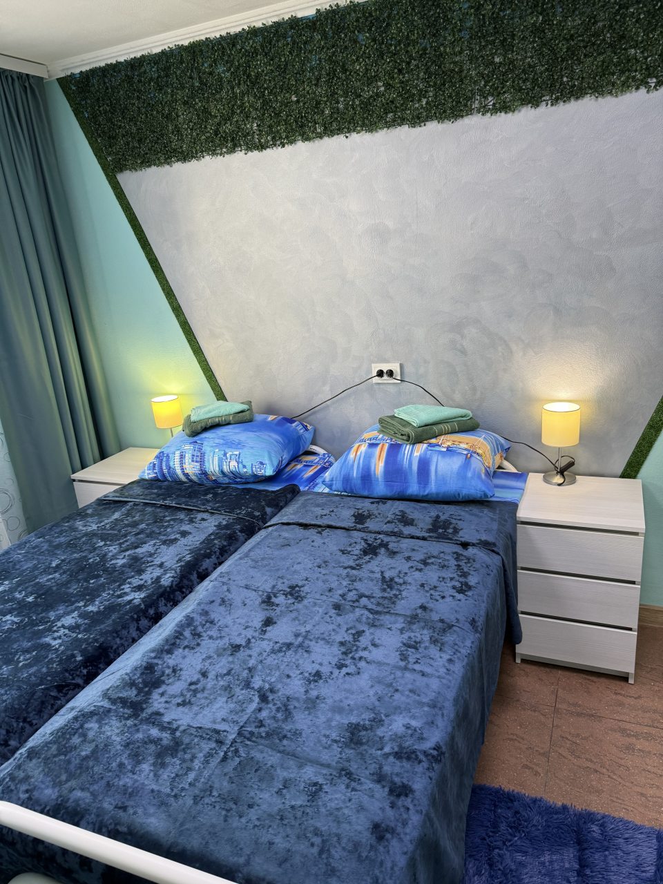 кровати вместе